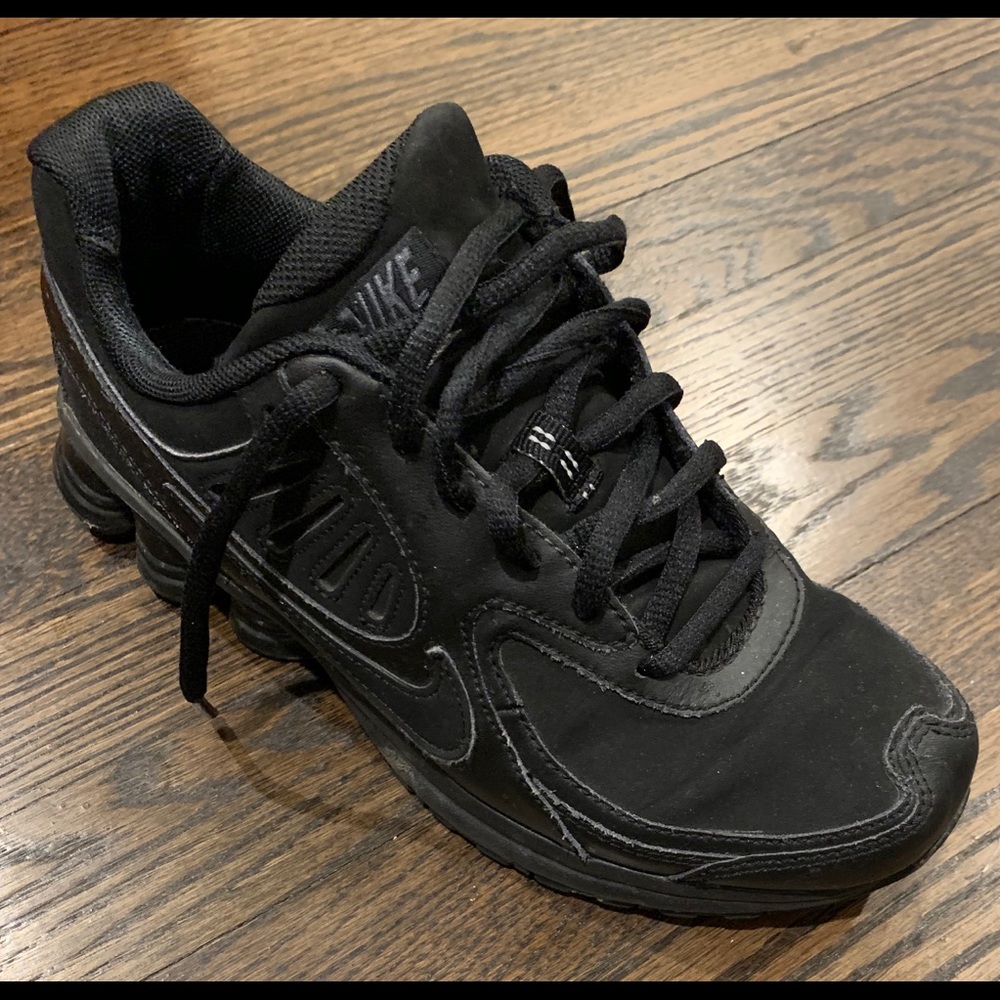 Nike Shox Qualify